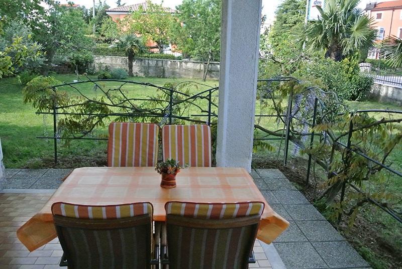 Apartmaji Nika Izola Εξωτερικό φωτογραφία