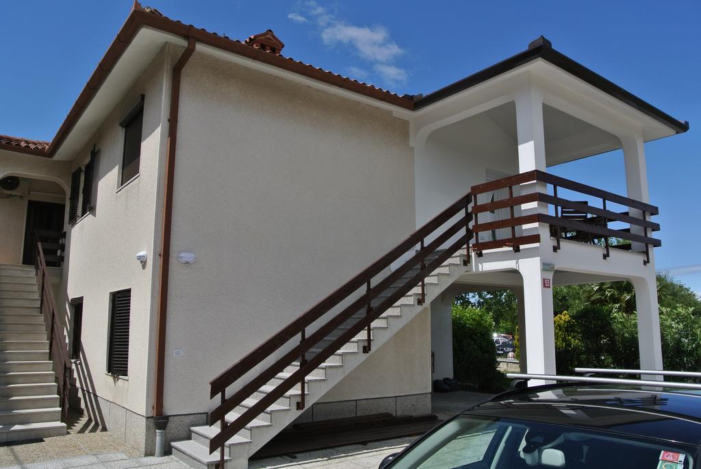Apartmaji Nika Izola Εξωτερικό φωτογραφία